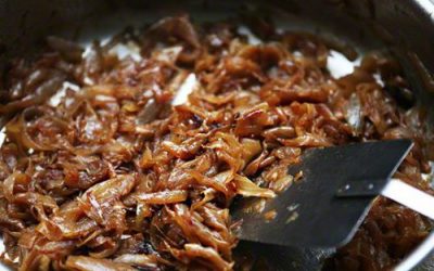 Caramelised Onion Sauce/Garnish
