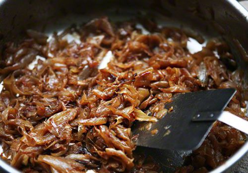 Recipe of the Week:  Caramelised Onion Sauce/Garnish